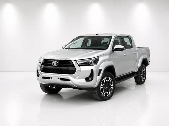 TOYOTA HILUX 2.8 D-4D TURBO DIESEL CD SRX 4X4 AUTOMÁTICO TOYOTA HILUX 2.8 D-4D TURBO DIESEL CD SRX 4X4 AUTOMÁTICO